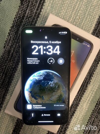 iPhone X, 64 ГБ