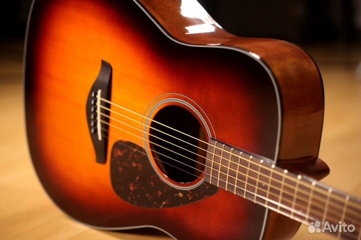 Yamaha FG820 brown sunburst, акуст гитара, дредноу