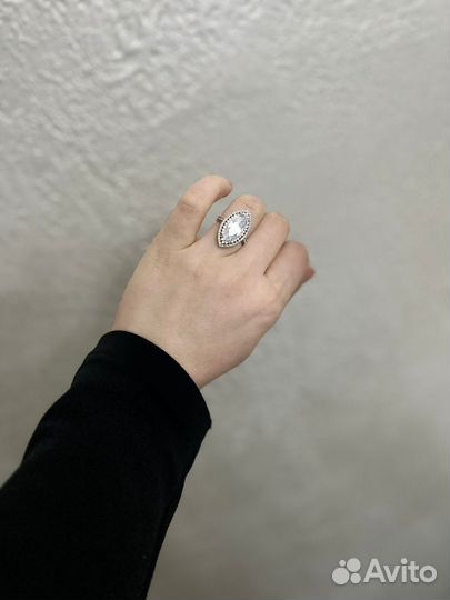 Серебряное кольцо