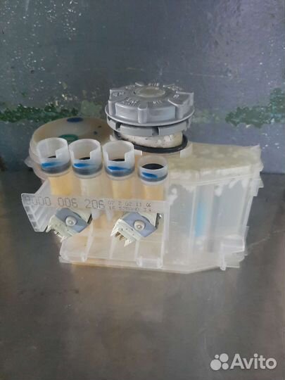 Емкость для соли (ионизатор) посудомоечной машины