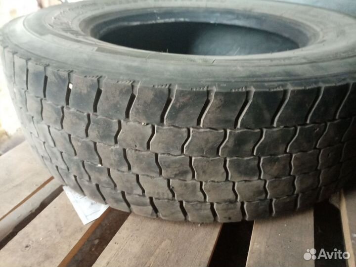 Bridgestone R227