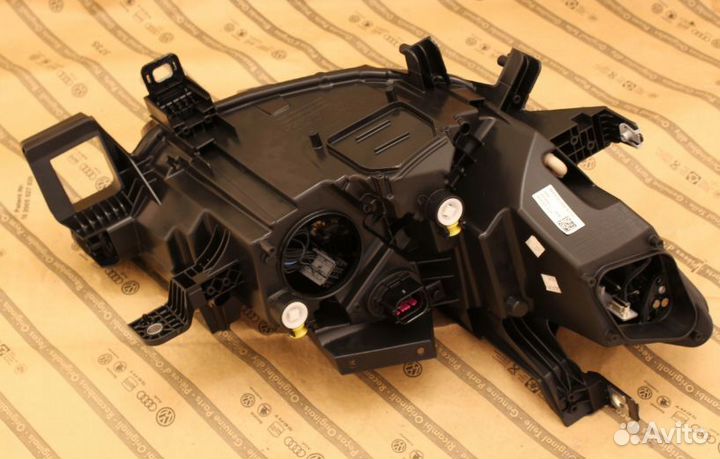 Фара левая cupra born 10F 21+ full LED