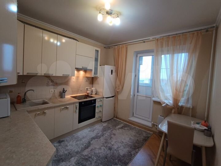 1-к. квартира, 46 м², 9/14 эт.