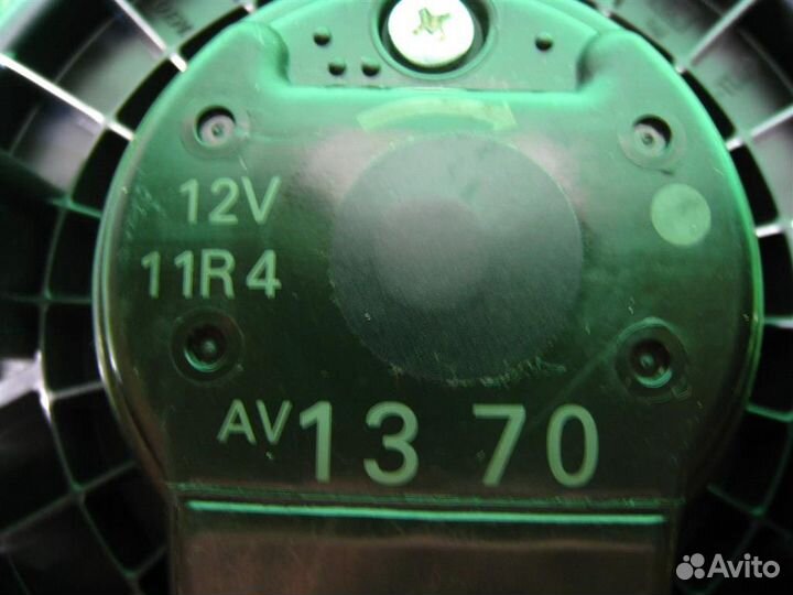 Моторчик печки Toyota Yaris P13 2015