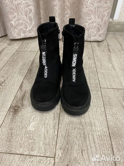 Продаю ботинки