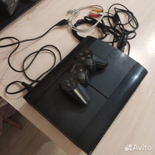 PlayStation 3 Super Slim прошитая Hen