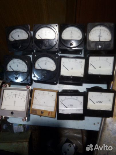 Продам радиодетали - диоды, конденсаторы, приборы