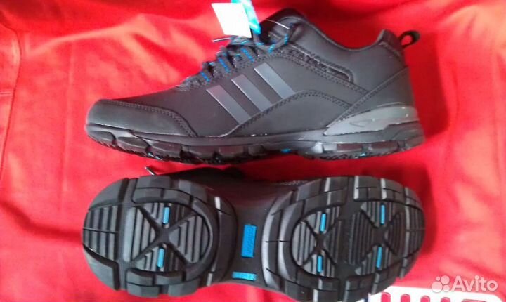Кроссовки Адидас новые 42р(Бутсы Рибок) 42р