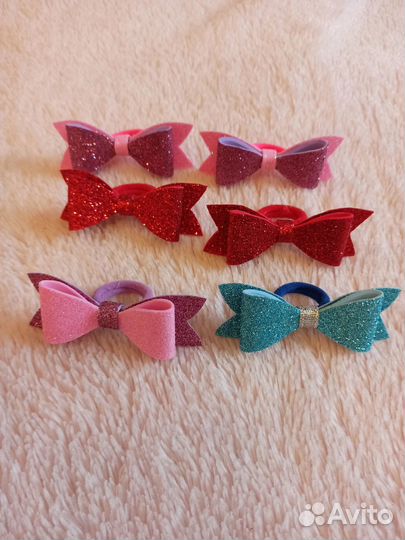 Резинка из фоамирана Бантик ручной работы