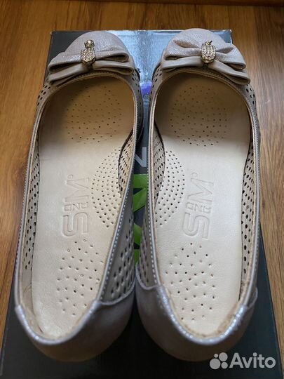 Туфли женские 38 размер бежевые новые