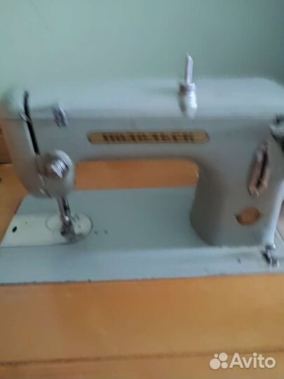 Ножнаяшвейная машина подольск