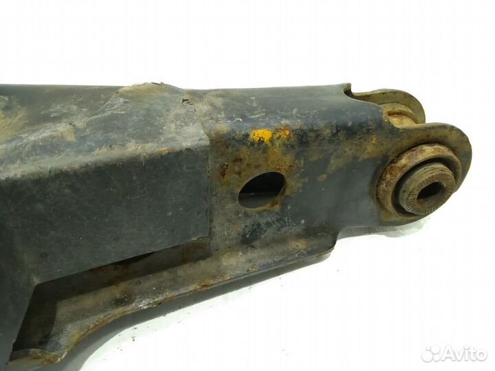 Рычаг задний нижний левый 4874042010