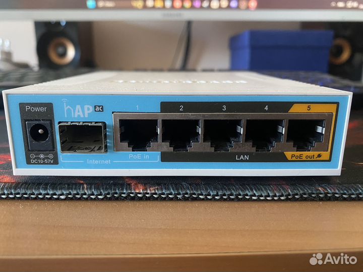 Mikrotik rbwap2nd. Маршрутизатор mikrotik hap (rb951ui-2nd). Mikrotik rb962uigs 5hact2hnt. Mikrotik hap ac rb962uigs-5hact2hnt блок питания. Mikrotik rb962uigs 5hact2hnt.