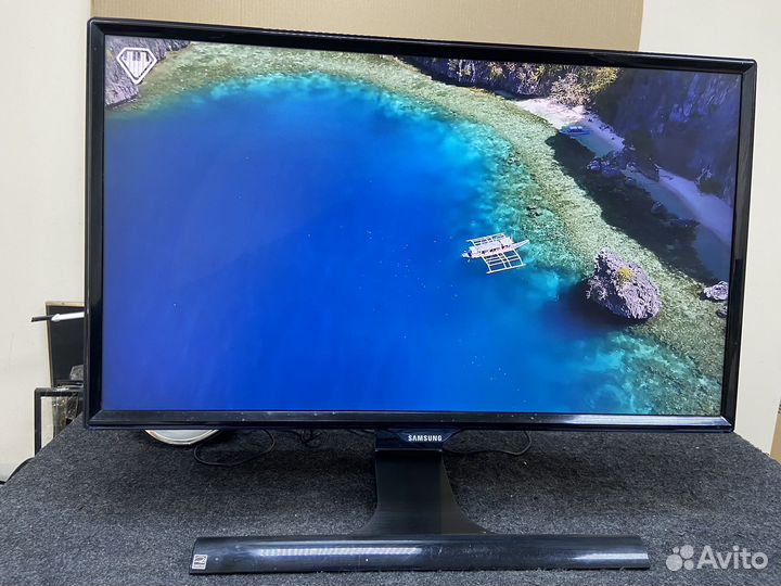 Монитор samsung ls24e390