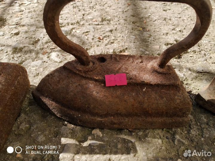 Утюги старинные