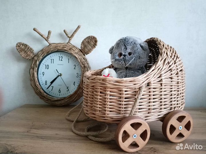 Коляска-люлька из эко-лозы