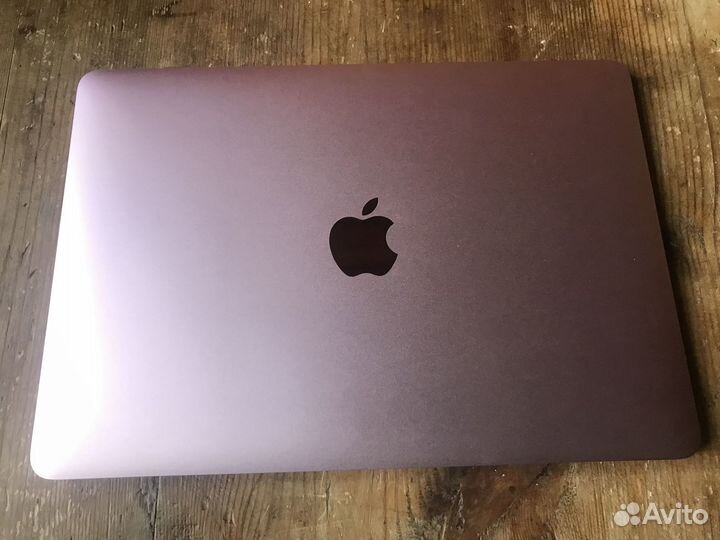 Ноутбук Apple macbook gold 2016