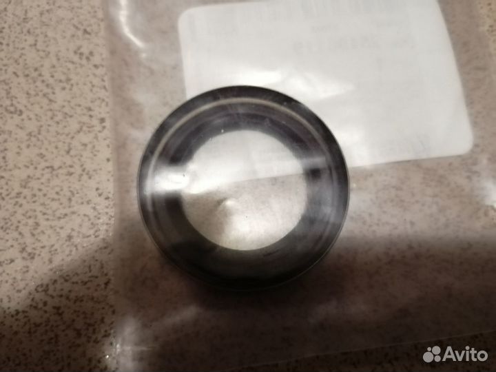 Сальник коленвала Кобальт Новый. Оригинал