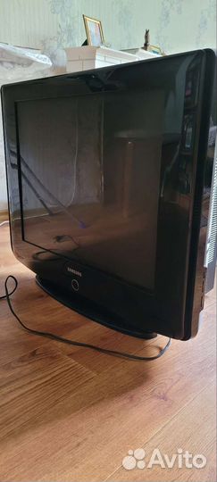 Телевизор samsung