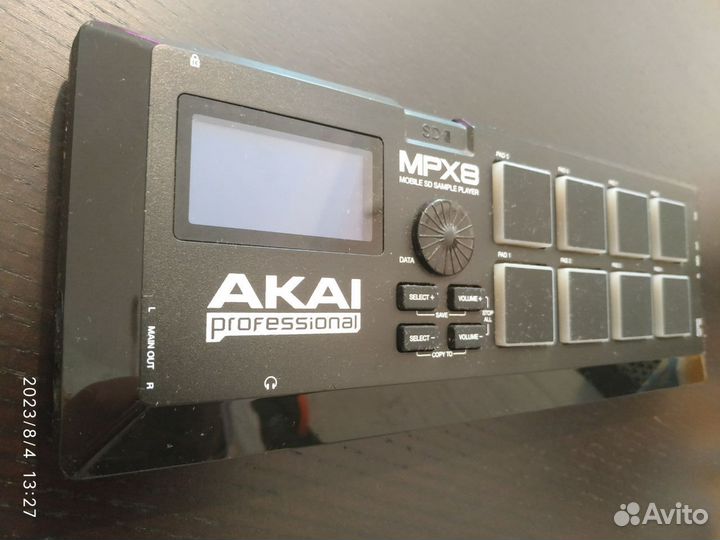 Akai PRO MPX8 сэмплер