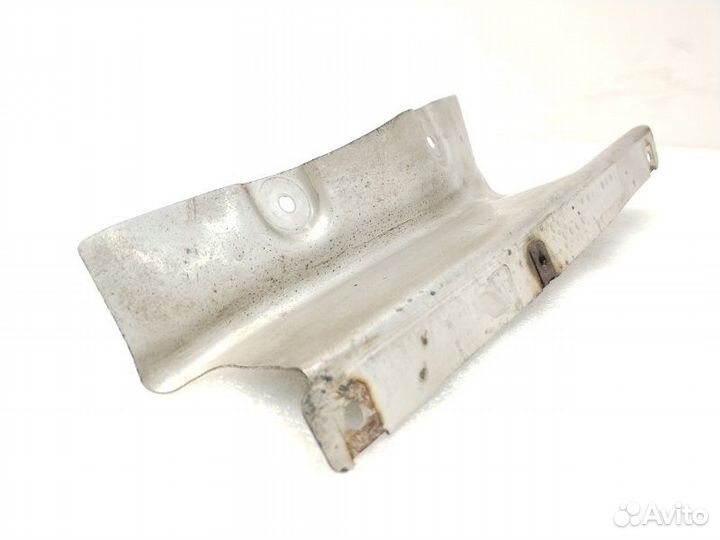 Тепловой экран правый Bmw 5-Series F10 3.0 2011