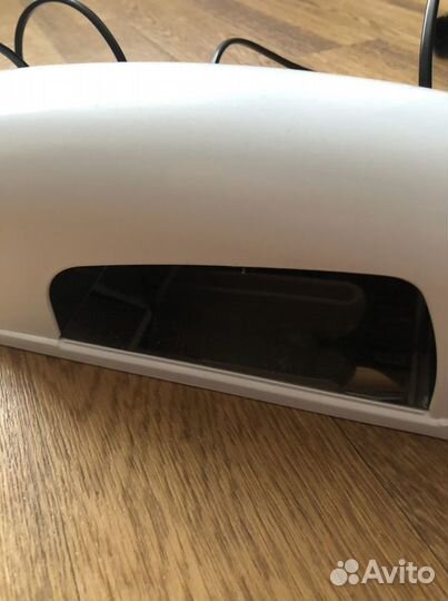 Лампа для ногтей