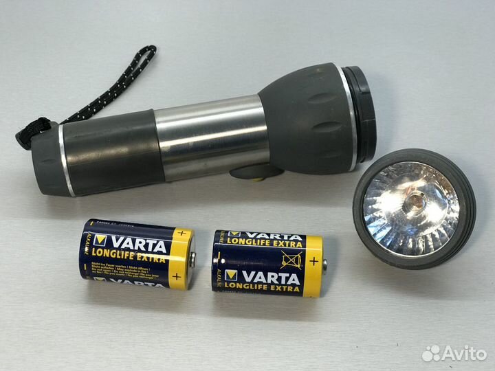 Фонарик Varta с батарейками, второй фонарь подарок