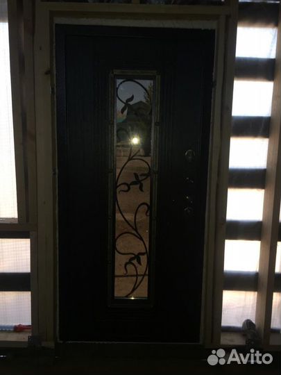 Дверь входная для частного дома