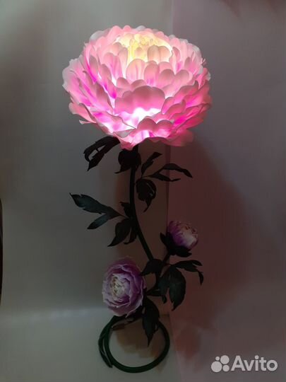 Ростовые цветы, светильники