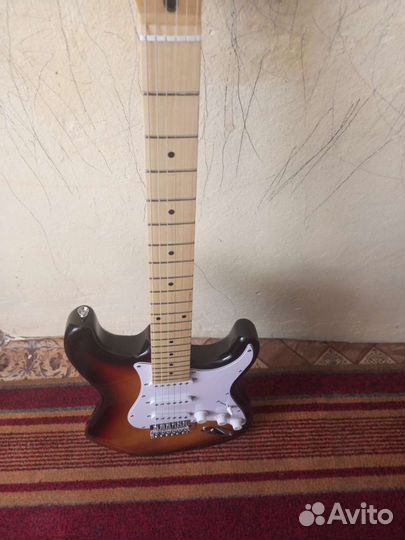 Электрогитара