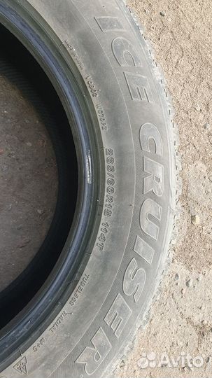 Bridgestone Ice Cruiser 7000 265/60 R18 114T