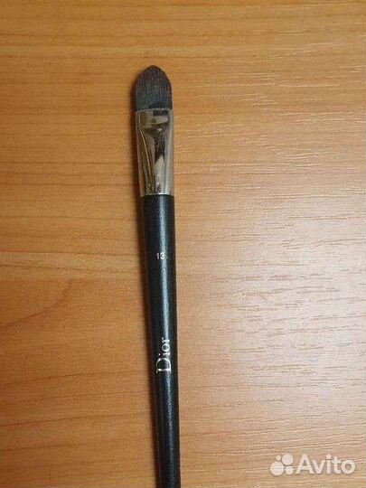 Кисть Dior 13