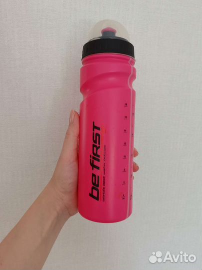 Бутылка для воды пластиковая