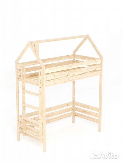 Кровать чердак из массива дерева