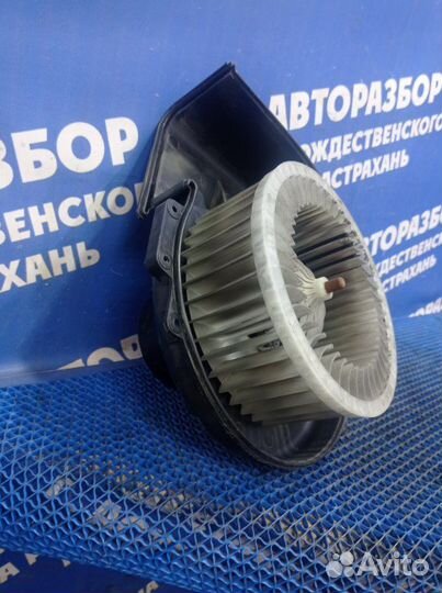 Моторчик печки Volkswagen Polo 5 седан CFN 2015