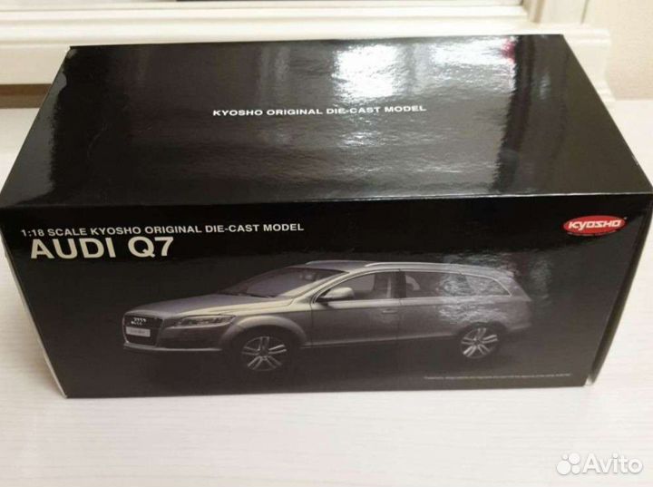 1:18 Audi Q7 Kyosho коллекционная модель