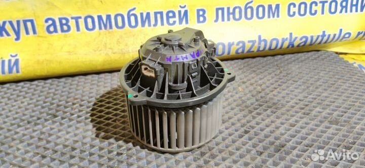 Моторчик отопителя ваз (LADA) Granta
