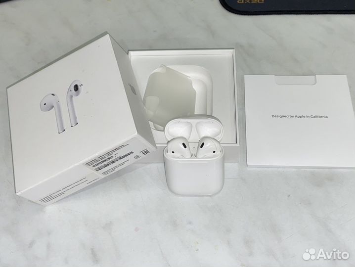 Apple airpods 2