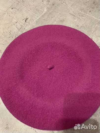 Берет розовый шерстяной