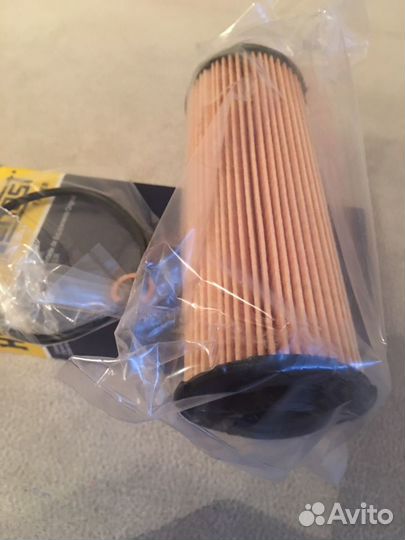 Фильтр масляный hengst E859HD352