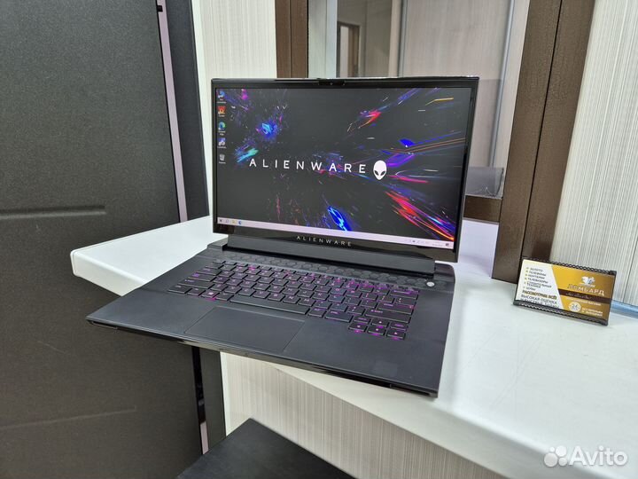 Alienware M15 R3-300Hz/i7-10750H/RTX-2070 Super