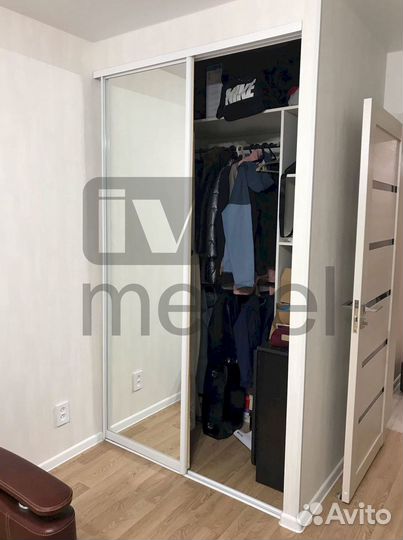 Угловой шкаф