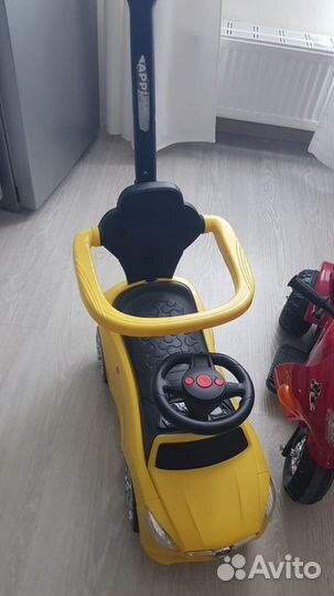 Машинка каталка толокар mercedes