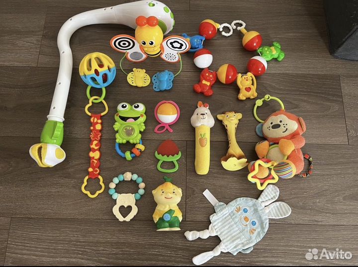 Детские развивающие игрушки пакетом