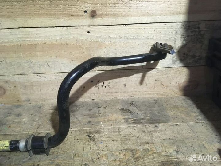 Стабилизатор передний Toyota Camry