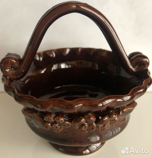 Керамические вазы, сервиз, кувшины