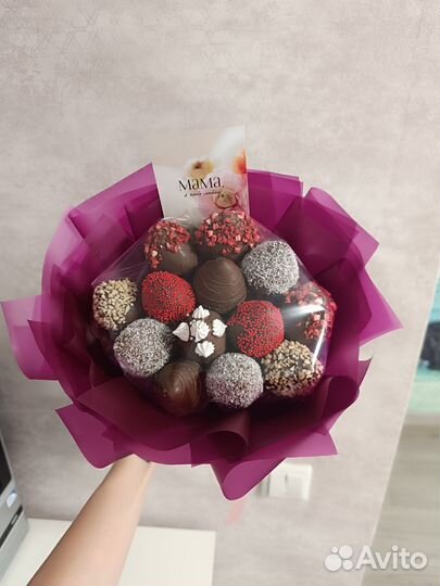 Клубника в шоколаде, букеты, праздники