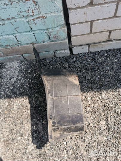 Пластик подседельный для скутера ABM Tornado V50