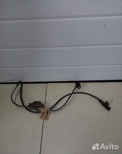 Датчик ABS передний левый Lexus RX 350