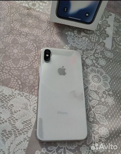 iPhone X, 64 ГБ